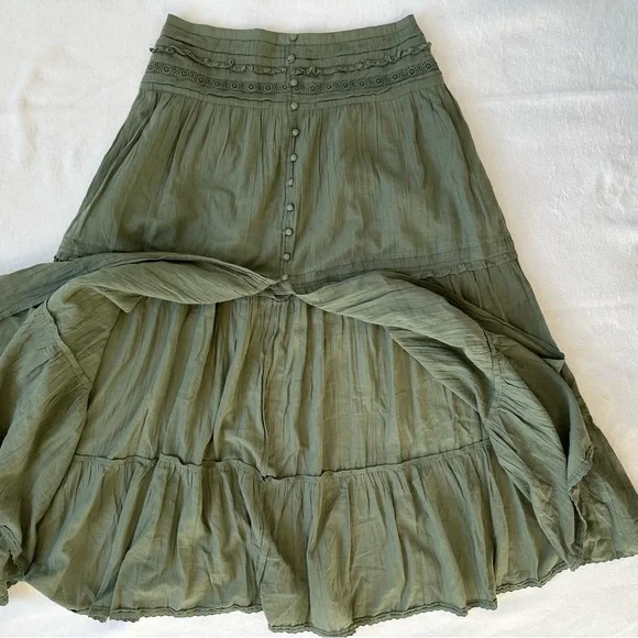 Aerie NWT Green Cotton Gauzy Tiered Skirt Smocked Waist Long Front Slit, size L - Picture 12 of 16
